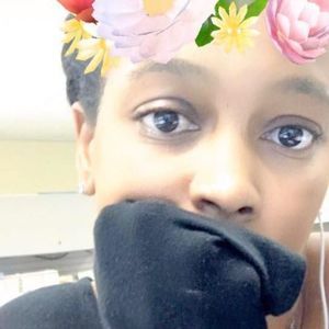 Meet your Posher, Renee